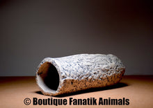 Charger l'image dans la galerie, Tube de ponte Ancistrus imitation pierre 18,5 cm